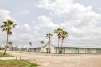 Captain's Quarters Hotels in Port OConnor