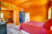 Bisbee Vacation Rental w/ Mountain Views & Sunroom - Homestays