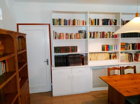 Apartamentos 3000 Escarrilla