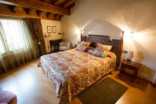 Picos de Europa Suites and Rooms Hotels in Tama