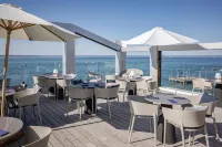 Les Vagues Hôtel & Spa