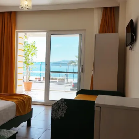 Yazıcı Otel Bozburun