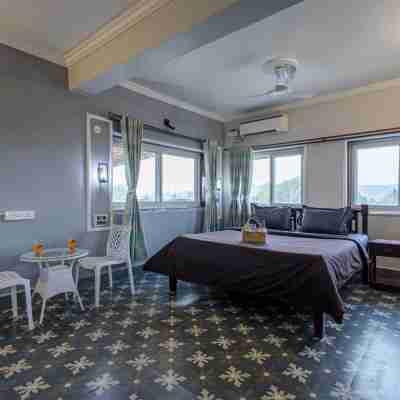 The Pescador Mansao-100 Mtrs from the Baga Beach Rooms