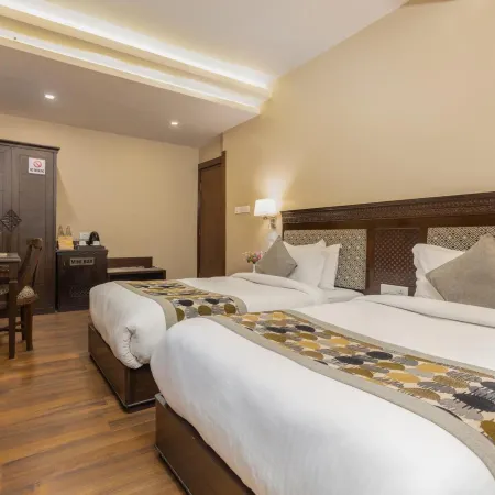 Casa De Himalaya Hotel and Apartment