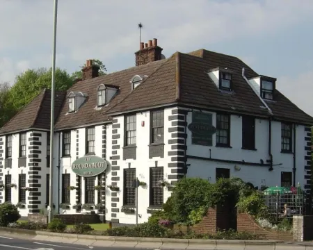 The Roundabout Hotel Hotels in Fareham