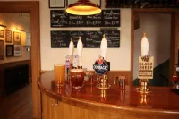 The Erskine Arms - bar
