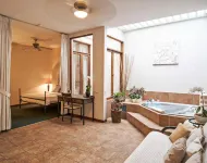 Fleur de Lys Hotels in San Jose