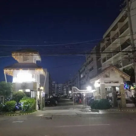 Kaseldorzhostel Transient at Moonwalk Paranaque