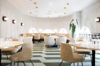 Casino Hôtel des Palmiers Hotels in Hyeres