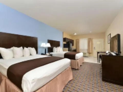 Western Inn & Suites Hotels in Dimmit County