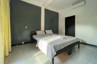 711 Gili Trawangan Mitra RedDoorz Hotels in North Lombok Regency