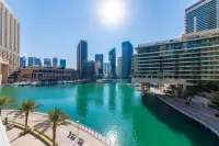 ميزون بريفييه - فيلا رائعة من ثلاثة طوابق بغرفة مخصصة للأطفال وشرفة على السطح تطل على دبي مارينا