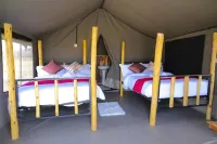Emunyan Mara Camp