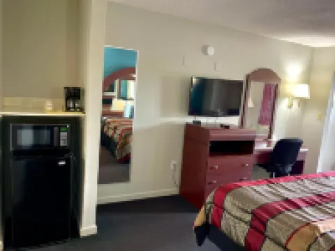 Luxury Inn & Suites Hoteles en Selma