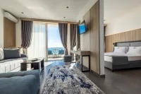 Continental Hotel - balcony