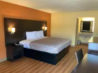 Days Inn by Wyndham Troy IL