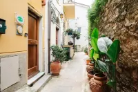 Oblò Portovenere Guesthouse Hotels in Portovenere