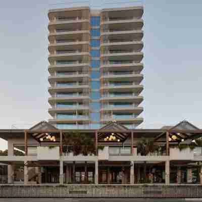 Kirra Point Holiday Apartments Hotel Exterior