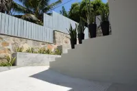 Lagati Self-Catering Seychelles Hotels in Takamaka