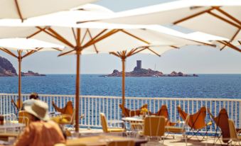 Les Roches Rouges, a Beaumier Hotel