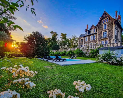 Manoir des Reves Sauvages Hôtels à : Parentignat