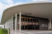 Above Mall at Sunsuria Setia Alam by HCK