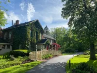 Asa Ransom House Hotels in Clarence
