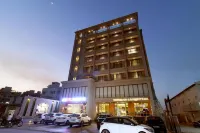 Aceotel Premier TK Morbi Các khách sạn gần Samli Public Garden