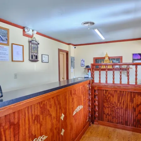Economy Inn