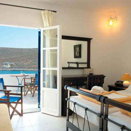 Vardia Bay Studios