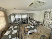 Hotel d'Annunzio - Beach