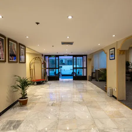 Al Iqbal Hotel