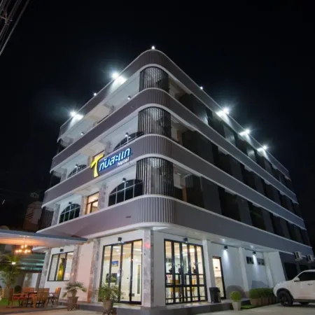 Thap Sakae Hotel