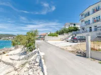Apartments Na Obali Mora Hotels in Razanj