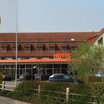 West Hotel an der Sächsischen Weinstrasse