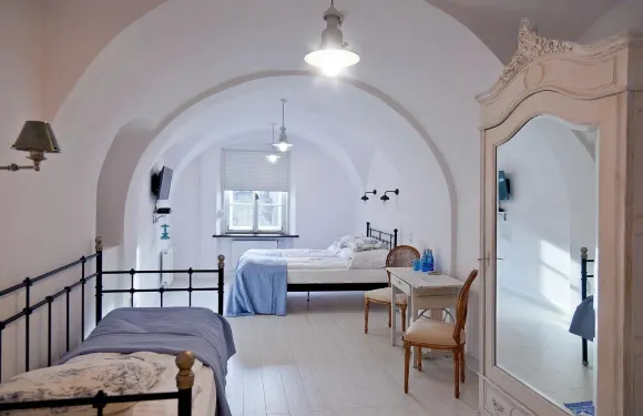 巴爾科薩卡提克旅館