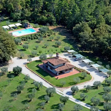 La Casetta Nel Bosco Hotels in Sinalunga