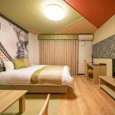 高山站前公寓飯店 Rooms