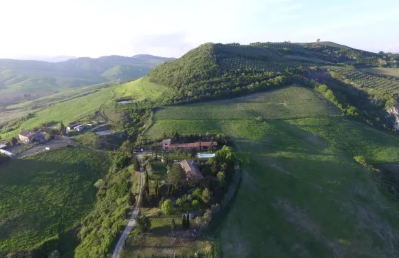 阿索拉提那小農場農莊酒店