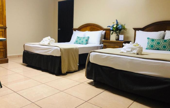 Arecibo Inn