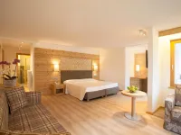 Hotel Europeo Alpine Charme & Wellness Hotels in Giustino
