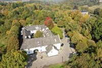 Fletcher Hotel-Restaurant Kasteel Erenstein Hotels near Station Kerkrade ZLSM