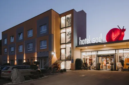 Hotel Süd Graz Отели в г. Гундерсдорф