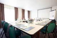 Campanile Nature - Taverny Hotels in Saint-Prix