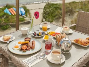 Braye Beach Hotel, Alderney