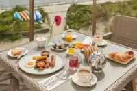Braye Beach Hotel - breakfast