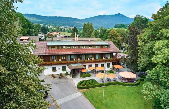 貝爾瓦爾德酒店