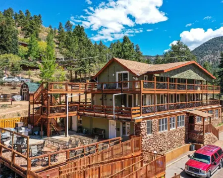 Green Mountain Falls Lodge Hotels in Green Mountain Falls