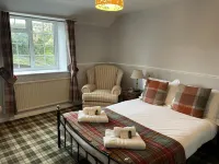 The Kings Arms Inn Hotels in Odcombe