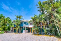 CariPro Apartments